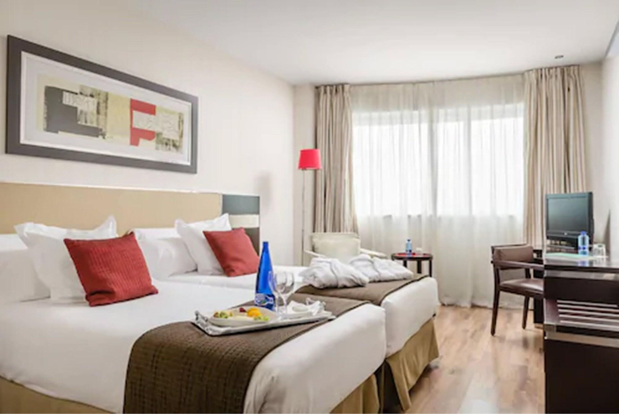 Hotel Asset Torrejon Torrejón de Ardoz Exteriör bild
