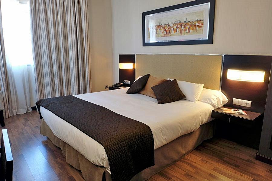Hotel Asset Torrejon Torrejón de Ardoz Exteriör bild
